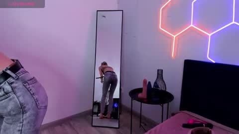 Diana  online show from 23, 11, 2025