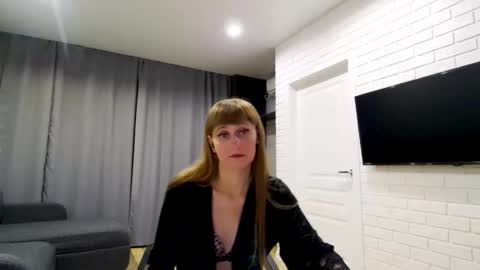 Snapshot of diana_meridor chatting on 28, 9, 2025 diana_meridor online show from 28, 9, 2025