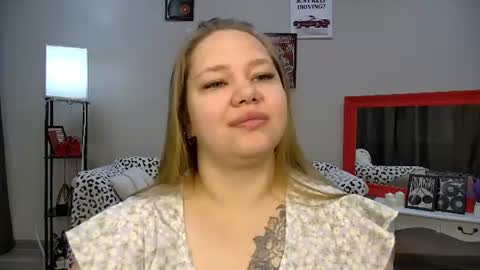 Snapshot of dianakristol chatting on 23, 6, 2026 Diana online show from 23, 6, 2026