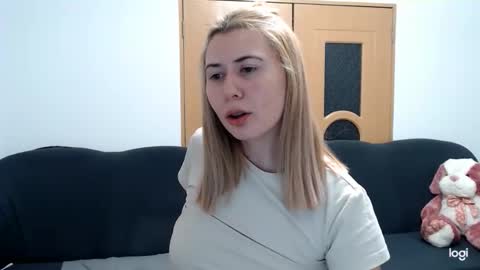 dianasmiey7 online show from 21, 2, 2025