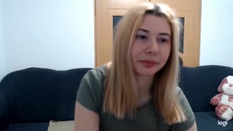 dianasmiey7 online show from 8, 3, 2025