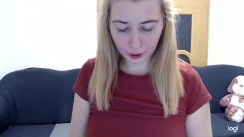 dianasmiey7 online show from 12, 3, 2025