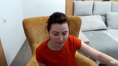 dianasmiey7 online show from 17, 4, 2026