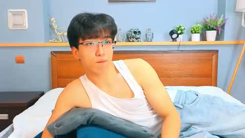 Snapshot of dianinav chatting on 8, 2, 2026 Adam online show from 8, 2, 2026