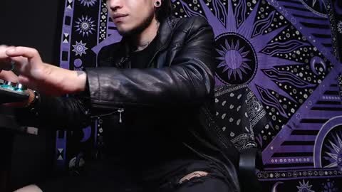 DICAPRIO online show from 30, 1, 2025