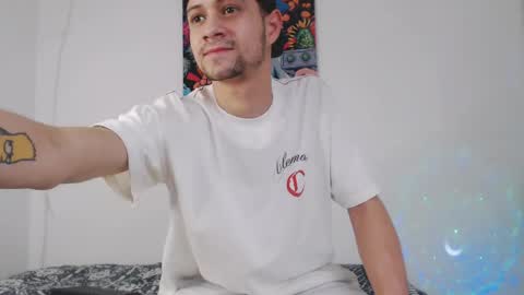 dick_boy_18 online show from 29, 4, 2026