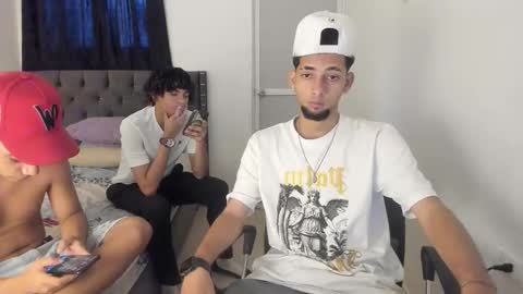 Snapshot of dick_master17 chatting on 7, 11, 2025 dick online show from 7, 11, 2025