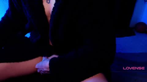 Snapshot of dickdamian_ chatting on 8, 7, 2026 Damin online show from 8, 7, 2026