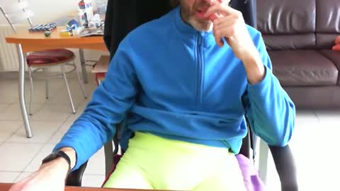 didonc from france..... online show from 1, 4, 2026