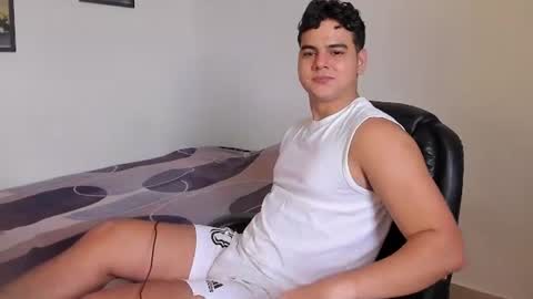 Snapshot of diego_cazas chatting on 23, 6, 2026 DIEGO CAZAS online show from 23, 6, 2026