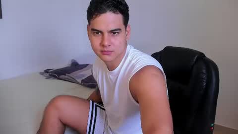 Snapshot of diego_cazas chatting on 24, 6, 2026 DIEGO CAZAS online show from 24, 6, 2026