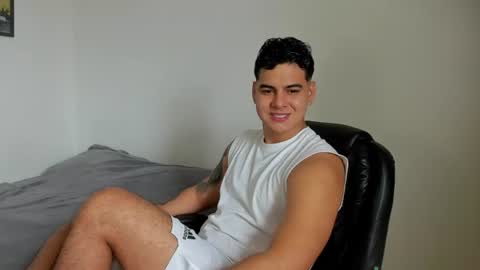 Snapshot of diego_cazas chatting on 3, 7, 2026 DIEGO CAZAS online show from 3, 7, 2026