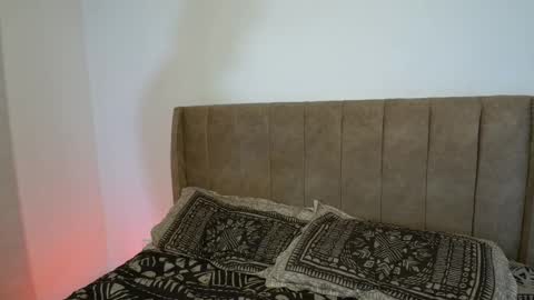 Dilan Coy online show from 3, 2, 2026