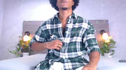 Snapshot of dilan_hall chatting on 16, 5, 2026 dilan_hall online show from 16, 5, 2026