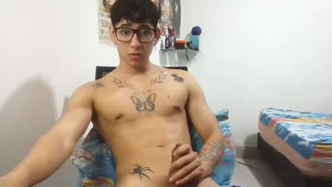 Snapshot of dillom420 chatting on 26, 2, 2025 dillom420 online show from 26, 2, 2025