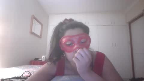 Snapshot of dimbobo2x chatting on 14, 1, 2026 Roxxie Cleopatra online show from 14, 1, 2026