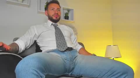 Snapshot of dimitri_master chatting on 16, 9, 2025 Angel Dimitri online show from 16, 9, 2025