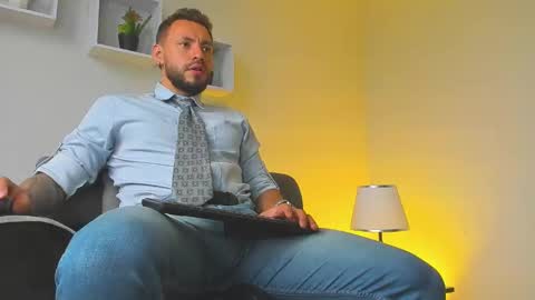 Snapshot of dimitri_master chatting on 16, 9, 2025 Angel Dimitri online show from 16, 9, 2025