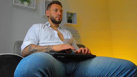 Snapshot of dimitri_master chatting on 25, 9, 2025 Angel Dimitri online show from 25, 9, 2025