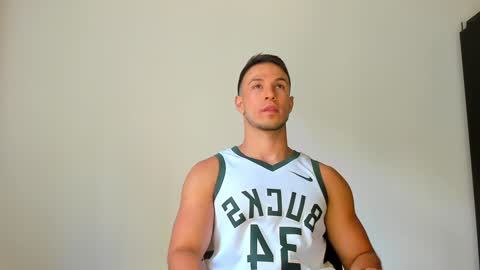 dimitricaruso online show from 17, 1, 2025