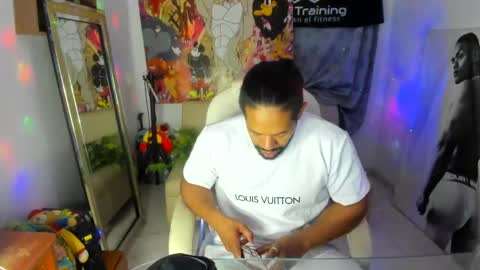 Snapshot of dimitry_muscle chatting on 3, 10, 2025 dimitry kyle mucle online show from 3, 10, 2025