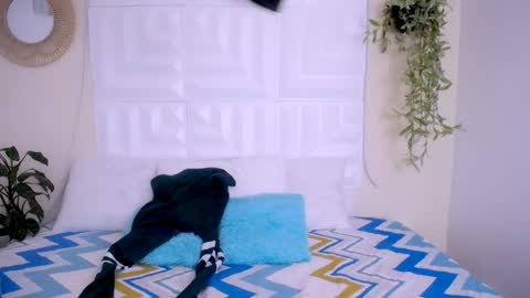 Snapshot of dina_mcry chatting on 23, 4, 2026 DINA online show from 23, 4, 2026