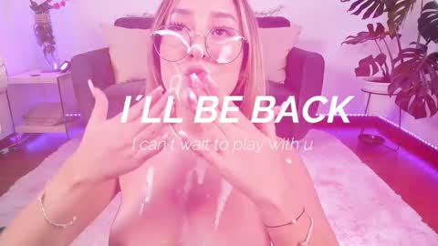 Snapshot of dina_ride chatting on 4, 12, 2024 online show from 4, 12, 2024