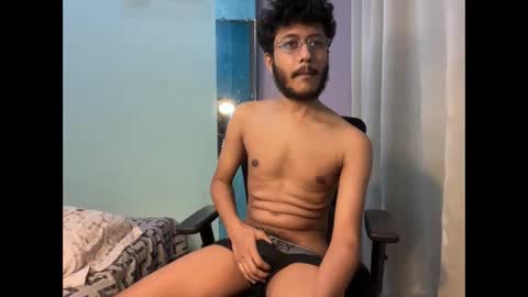 Snapshot of dinchain chatting on 15, 3, 2026 Dinchain online show from 15, 3, 2026