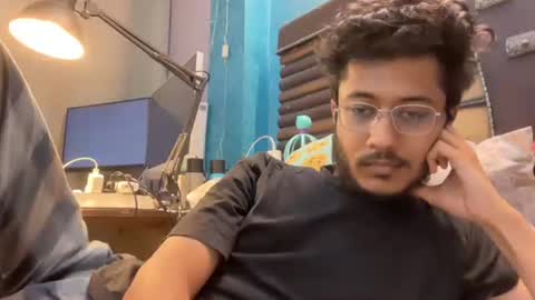 Snapshot of dinchain chatting on 17, 3, 2026 Dinchain online show from 17, 3, 2026