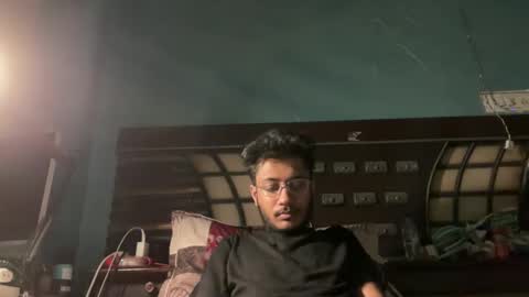 Snapshot of dinchain chatting on 10, 4, 2026 Dinchain online show from 10, 4, 2026