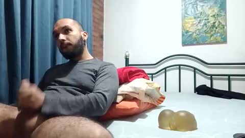 Snapshot of dinchtcams chatting on 8, 6, 2026 Dincht online show from 8, 6, 2026