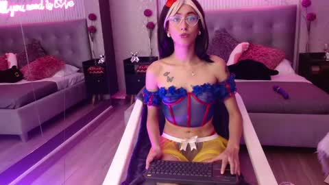 Snapshot of dione_lake chatting on 11, 5, 2026 Dion online show from 11, 5, 2026