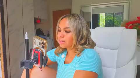 Snapshot of diosadeluniverso_ chatting on 2, 3, 2026 diosadeluniverso_ online show from 2, 3, 2026