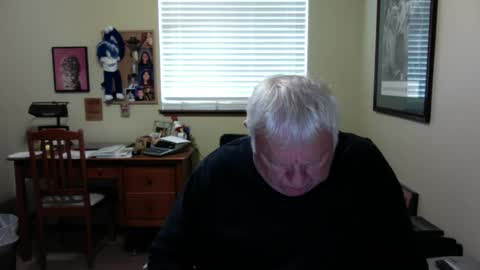 Snapshot of dirtrider195080438 chatting on 16, 5, 2026 dirtrider195080438 online show from 16, 5, 2026