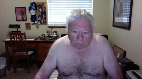 Snapshot of dirtrider195080438 chatting on 28, 5, 2026 dirtrider195080438 online show from 28, 5, 2026