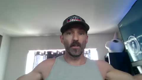 Snapshot of dirty_birdy_ chatting on 7, 4, 2026 dirty_birdy_ online show from 7, 4, 2026