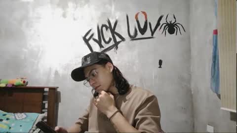 dirty model online show from 29, 3, 2026