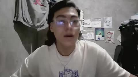 dirty model online show from 18, 4, 2026