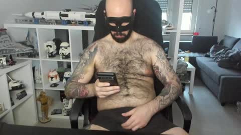 Snapshot of dirtybalws chatting on 21, 12, 2024 Robert online show from 21, 12, 2024