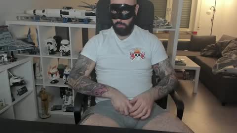 Snapshot of dirtybalws chatting on 13, 1, 2025 Robert online show from 13, 1, 2025