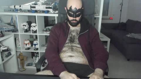 Snapshot of dirtybalws chatting on 2, 2, 2025 Robert online show from 2, 2, 2025