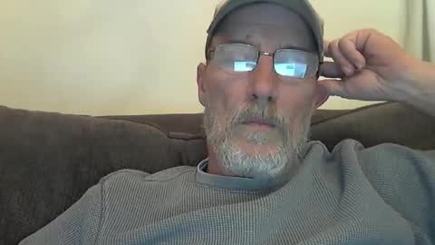Snapshot of dirtynastyoldman chatting on 4, 3, 2025 dirtynastyoldman online show from 4, 3, 2025