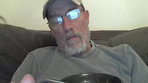 Snapshot of dirtynastyoldman chatting on 4, 3, 2025 dirtynastyoldman online show from 4, 3, 2025