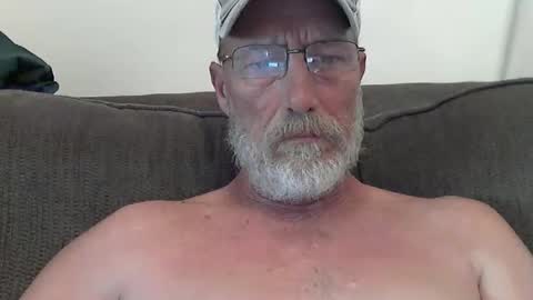 Snapshot of dirtynastyoldman chatting on 23, 9, 2025 dirtynastyoldman online show from 23, 9, 2025
