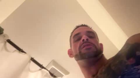 Snapshot of discreetdaddy333 chatting on 24, 9, 2025 discreetdaddy333 online show from 24, 9, 2025
