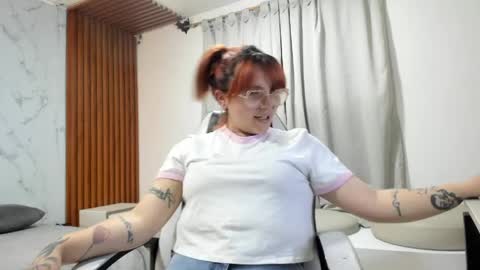 Snapshot of dita_bundy chatting on 2, 6, 2026 dita bundy online show from 2, 6, 2026