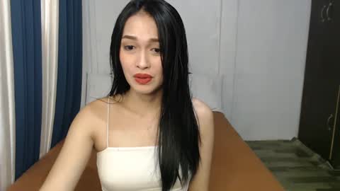 Snapshot of divina_graciaxx chatting on 10, 12, 2024 DIVINA online show from 10, 12, 2024