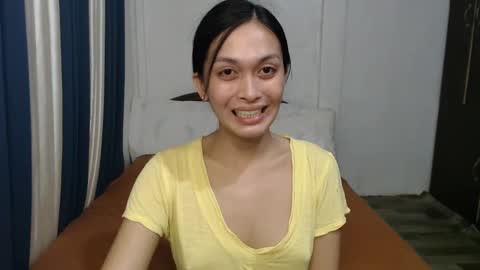 Snapshot of divina_graciaxx chatting on 14, 1, 2025 DIVINA online show from 14, 1, 2025