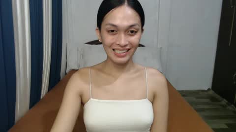 Snapshot of divina_graciaxx chatting on 17, 1, 2025 DIVINA online show from 17, 1, 2025