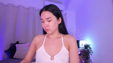 Snapshot of divine_madness chatting on 29, 6, 2026 AKITA MEW MEW Follow online show from 29, 6, 2026
